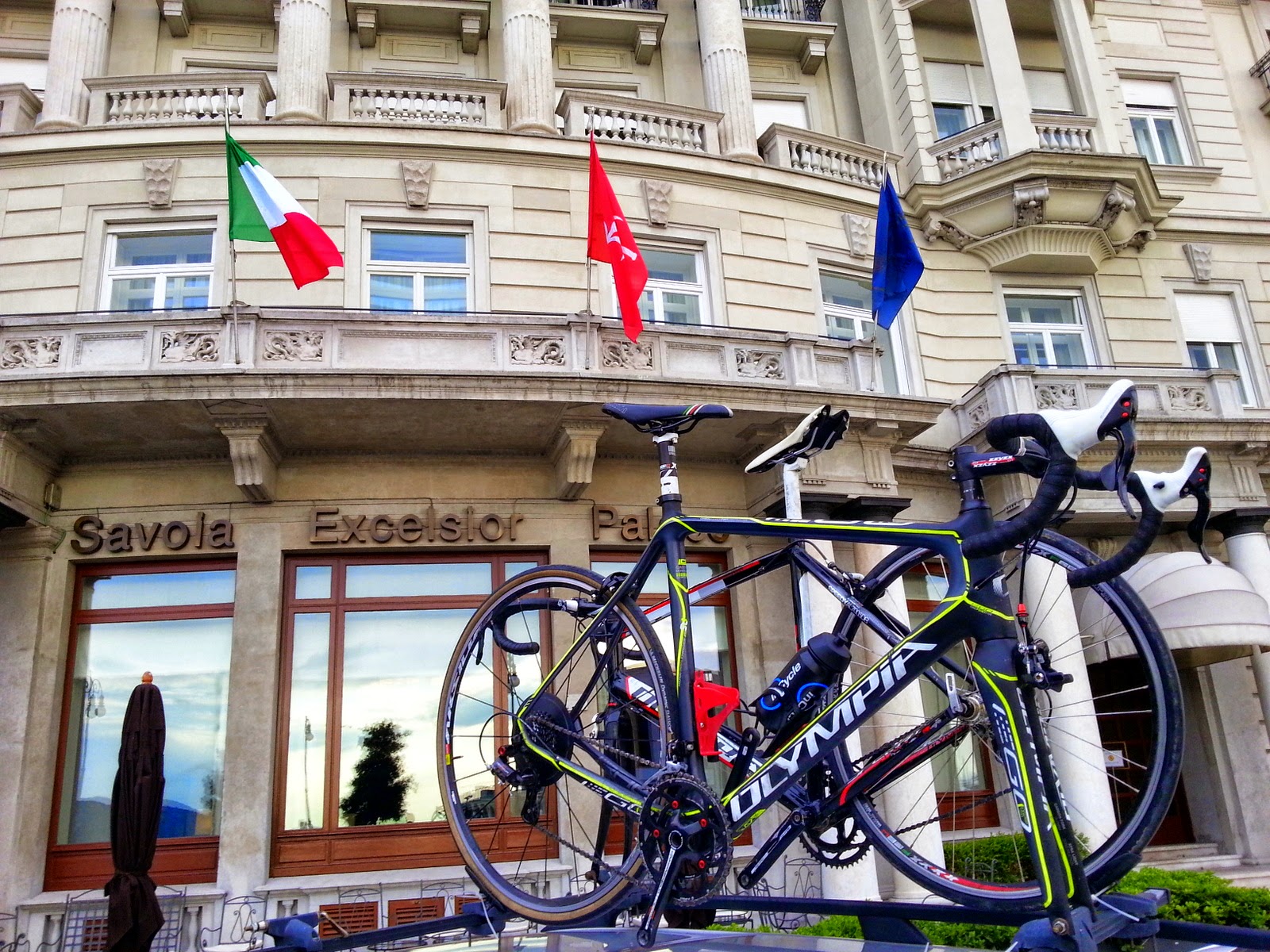 bike rental shop trieste cycling giro italy