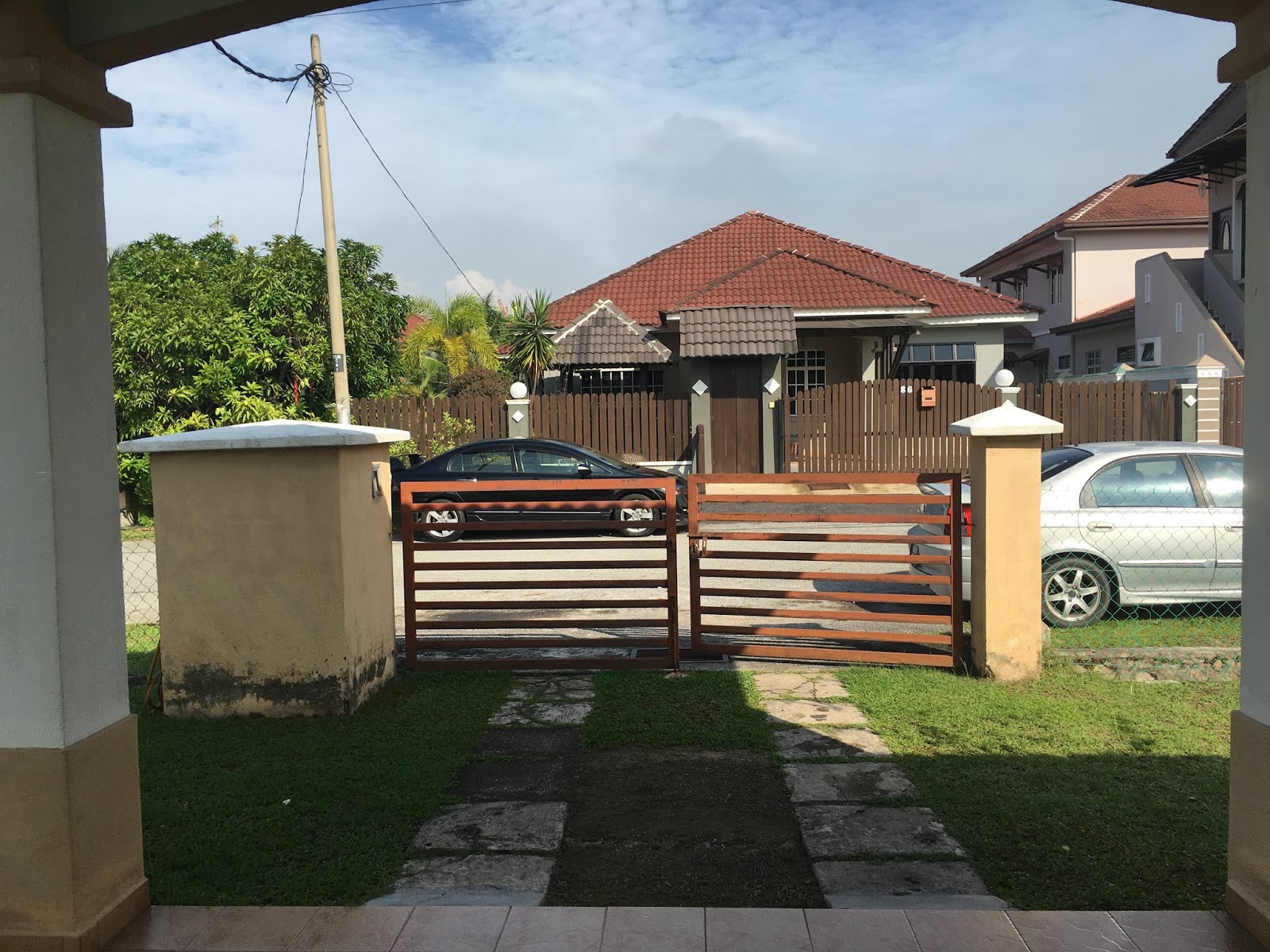 Rumah Untuk Di Jual Beli Dari Ejen Hartanah Berdaftar Bungalow 1