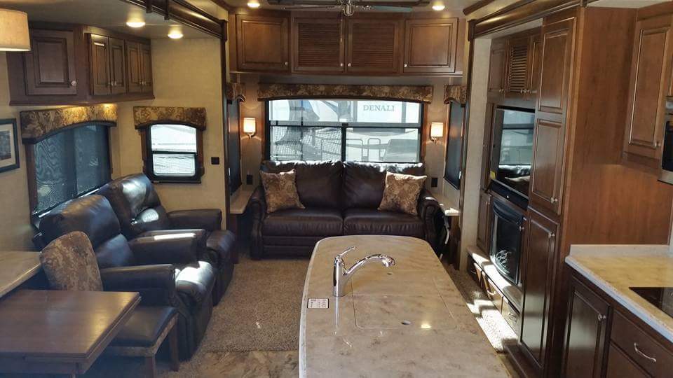 Our 5th Wheel Rv Interior Makeover Always On Liberty