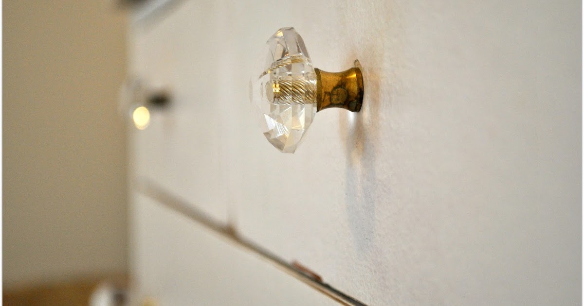 Barefoot Stamp Remove stinky old smells from old furniture