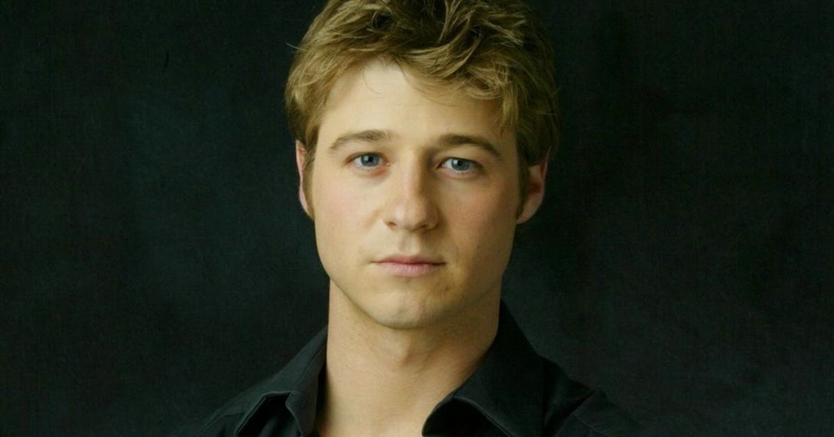 Everything The O.C. Ryan Atwood Fact Sheet