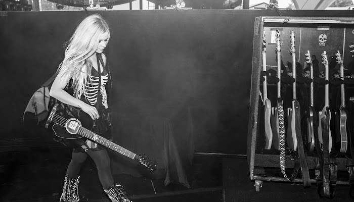 Avril Lavigne será embajadora de la Fundación Fender Play de Fender