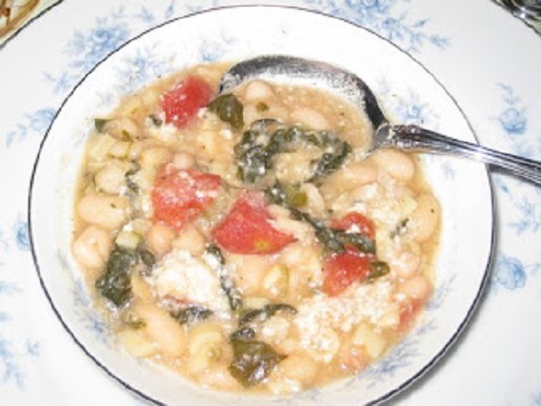 this is a pasta fazool fagioli made in 2009 as a soup in chicken broth