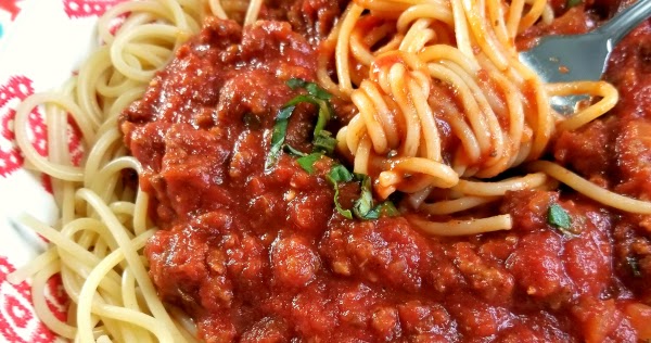 South Your Mouth: Homemade Spaghetti with Meat Sauce