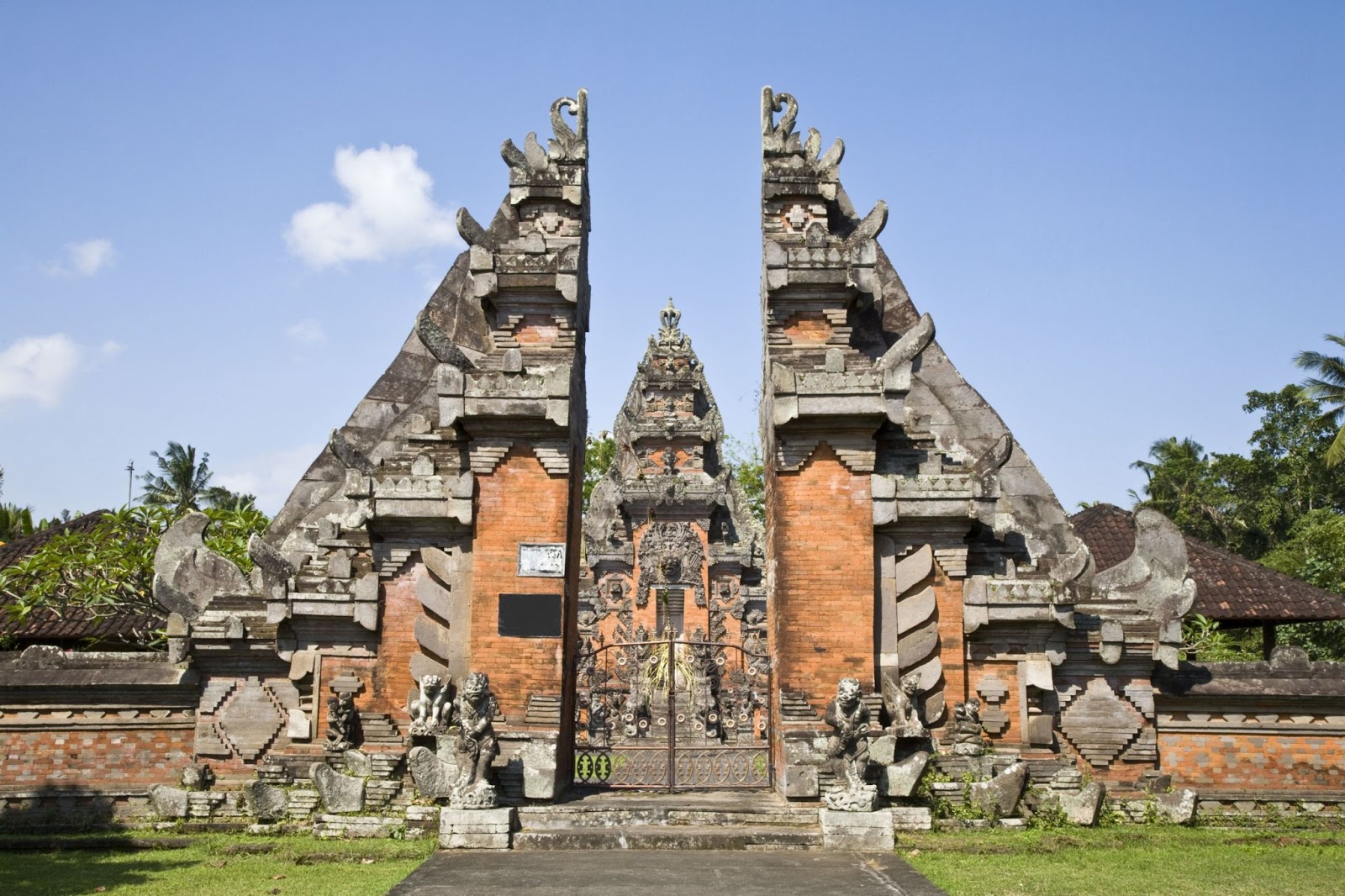  Rumah  Adat Bali  yang Menawan dan Penuh Filosofi Rumah  Adat