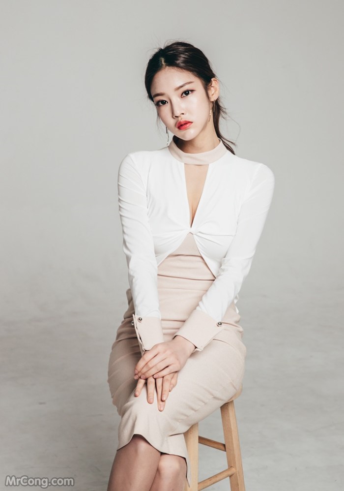 Beautiful Park Jung Yoon in the February 2017 fashion photo shoot (529 photos) photo 7-1