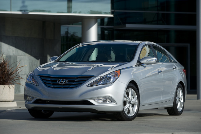 Hyundai Sonata Hybrid Version : Car Review 2011 and Pictures ~ LUXURY