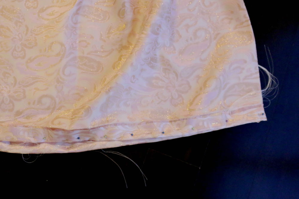 eyeful of lovely: DIY Pleated Brocade Midi Skirt Tutorial