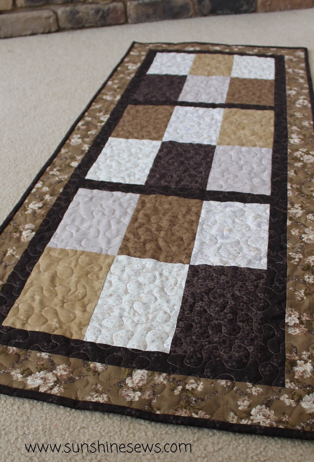 SunShine Sews... Completed Table Runner