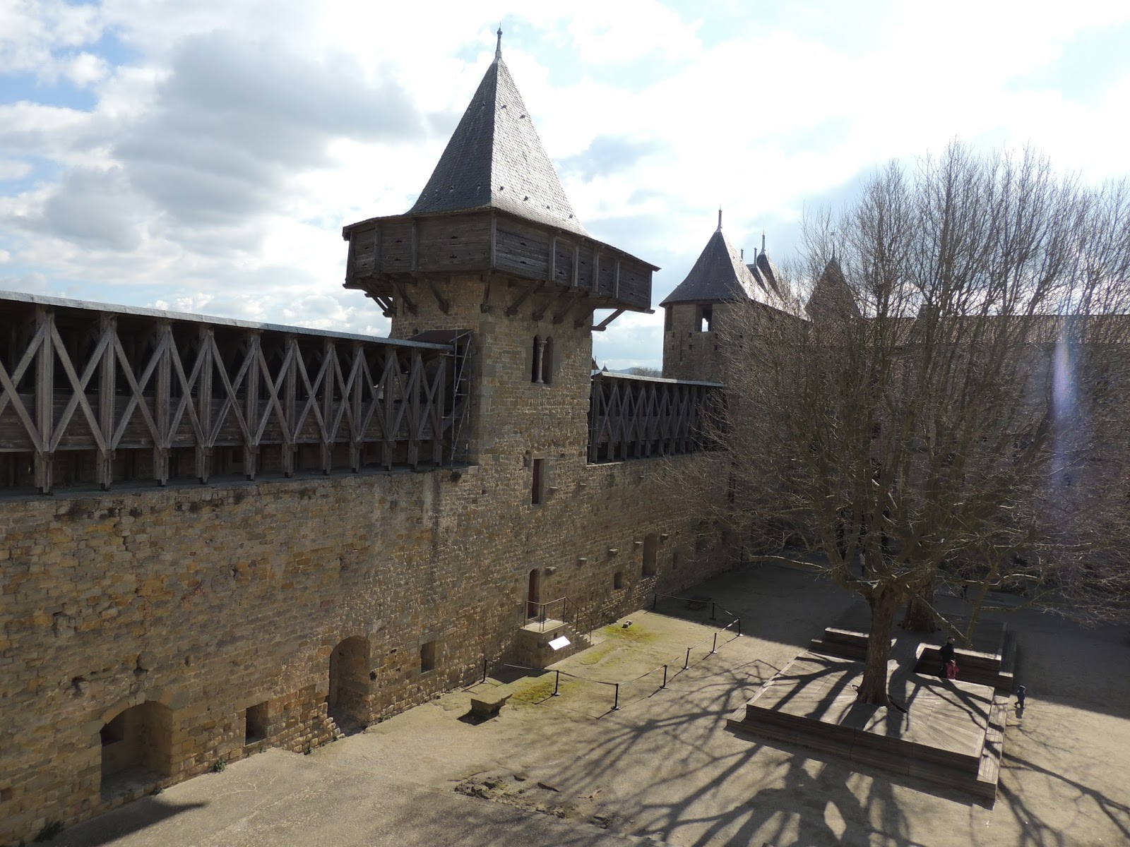 Pueblos y pueblos medievales!! Alucinantes - Blogs de Francia - CARCASSONNE, FRANCIA (20)