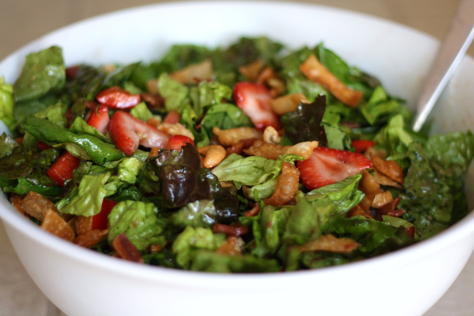 what's for dinner?: spinach salad with strawberries