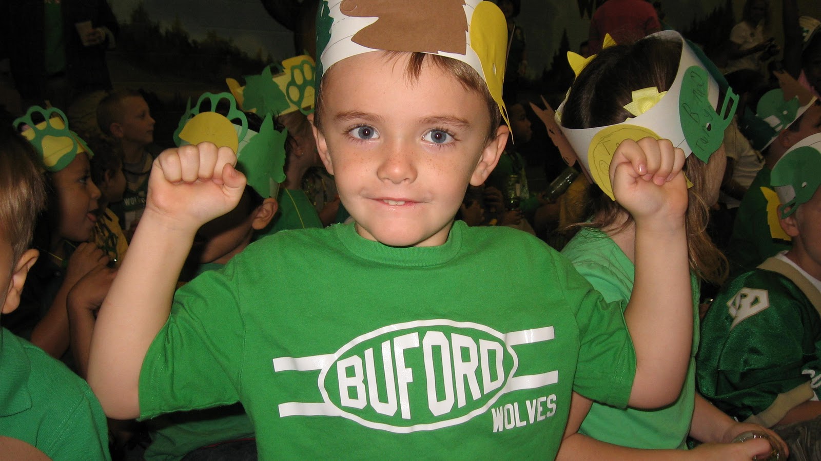 Reasons to Smile in Kindergarten: Cheering for the green and gold at ...