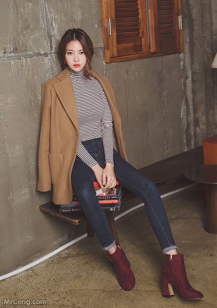 Beautiful Park Jung Yoon in the October 2016 fashion photo shoot (723 photos) photo 4-7