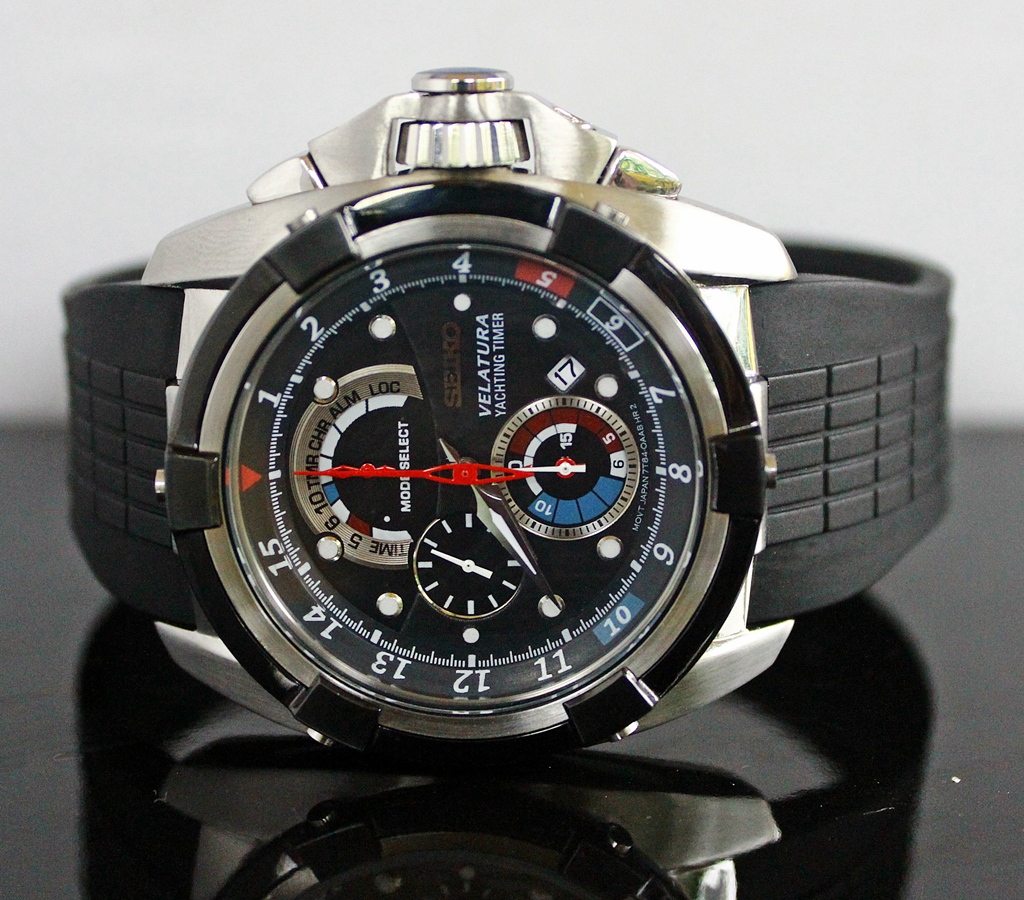 Pusat Jam Tangan: Seiko Velatura