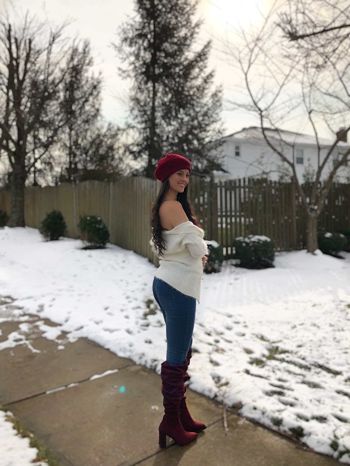 White Cardi & Burgundy Beret | Red Lips & Pinot