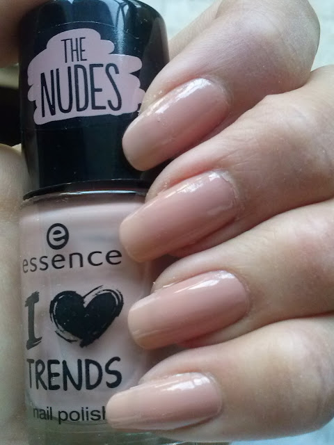 essence trends nudes 03 i'm lost in you nail polish