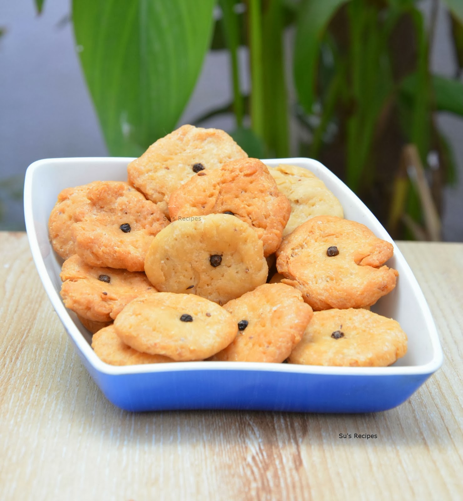 Su's Recipes: Mathri / Mattis