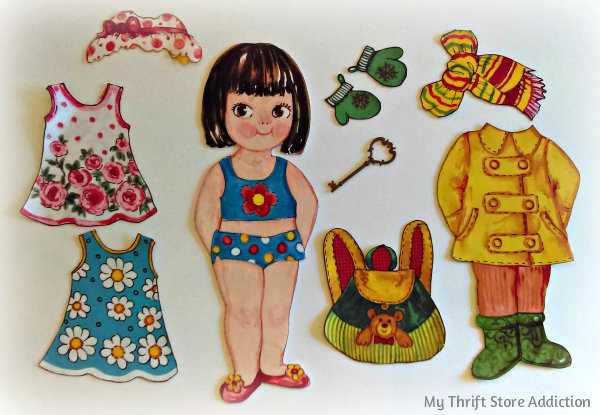 Friday's Find #144 mythriftstoreaddiction.blogspot.com Fabulous finds of the week including these vintage handmade cloth paperdolls, available on Etsy: Thrift Store Addiction