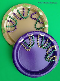 http://activitiesforkids.com/paper-plate-tambourine/