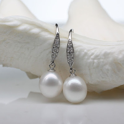 Latest Pearls Earring Jewelry