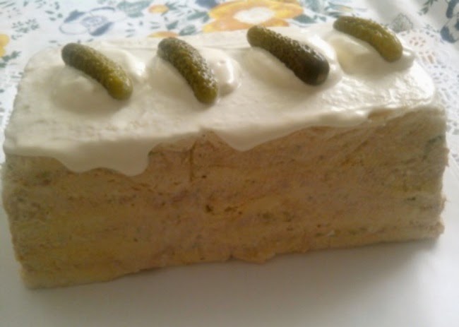 Pastel frío de atún