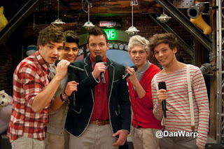 iCarly Reviews!: iGot One Direction and Twitter updates