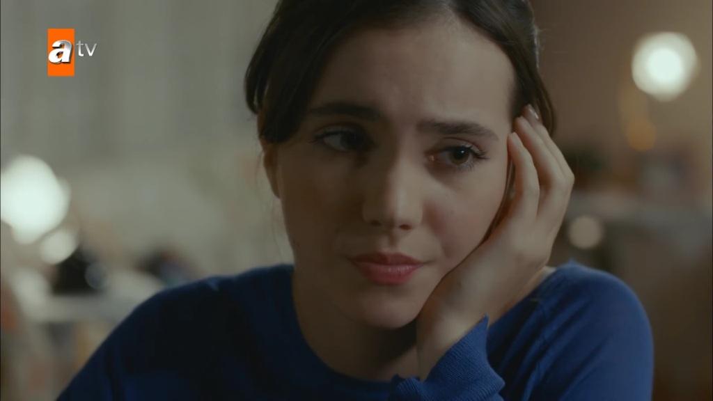 Łzy Cennet odcinek 14: Orhan namawia Cennet na wyjazd do Dubaju! Mahir upija się! [Streszczenie + Zdjęcia]