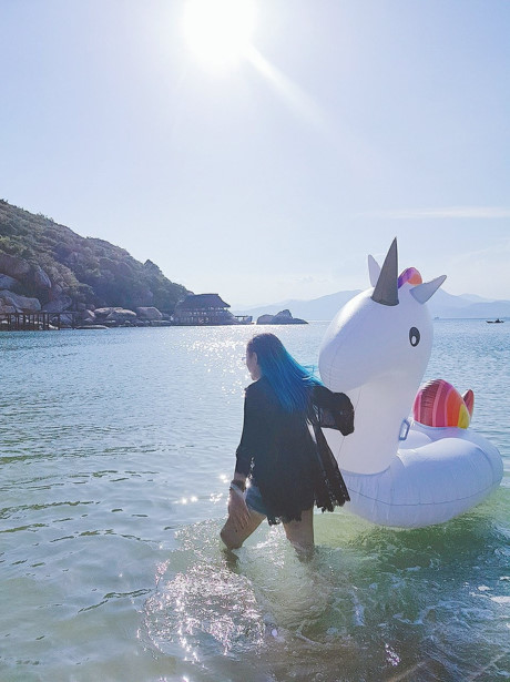 Ai cung phai co anh chup voi mon phu kien hot nhat mua he nam nay! - Anh 16