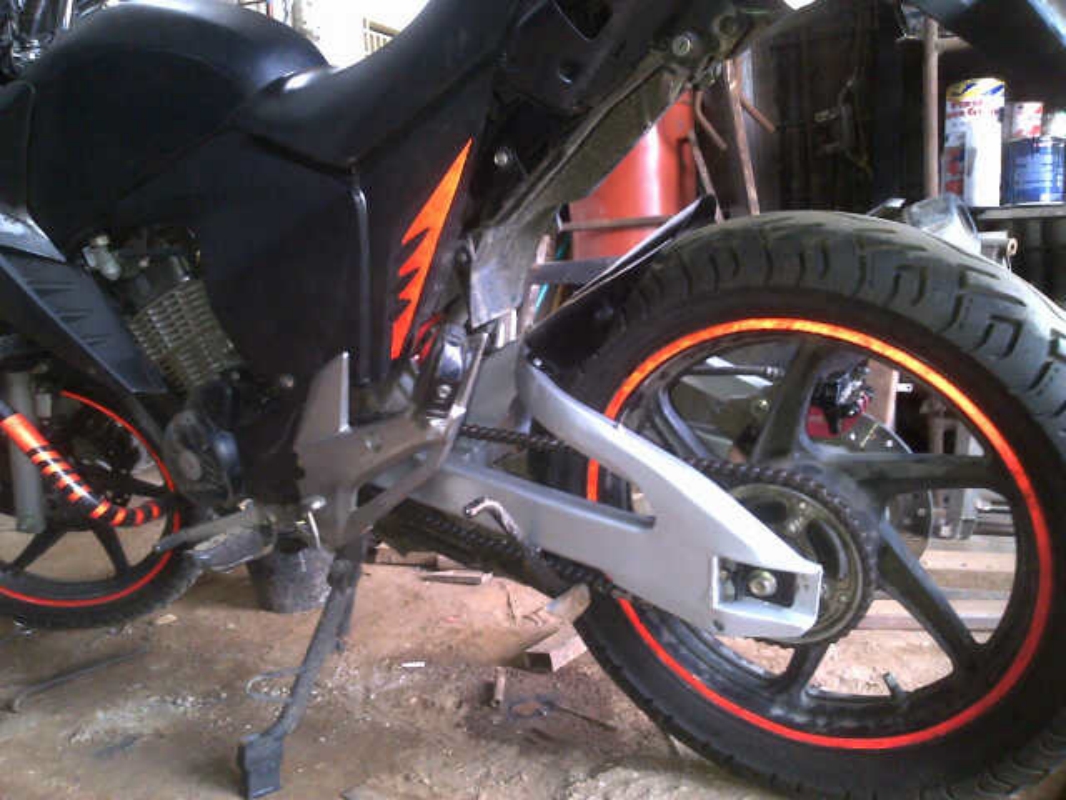 Swing ARM custom untuk Motor Sport, Trail, Supermoto, Japstyle dan Classic.