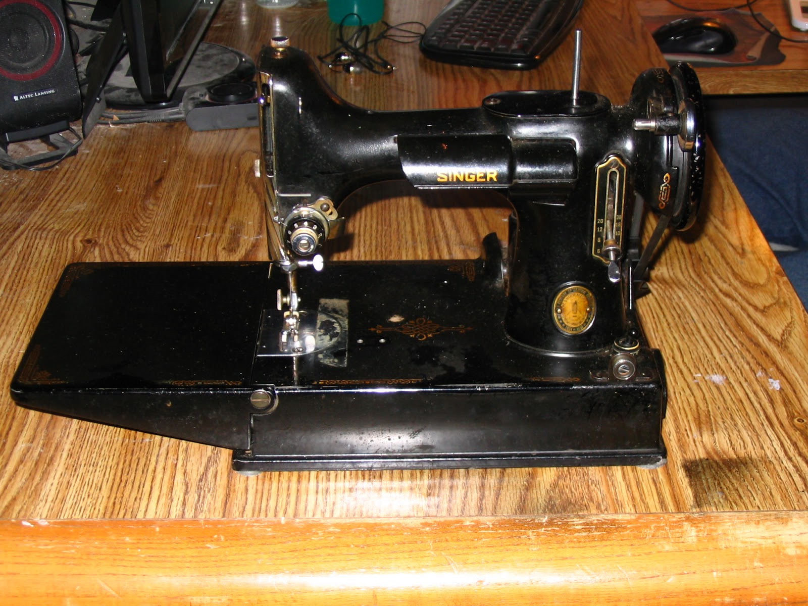 Vintage Sewing Machines 2013