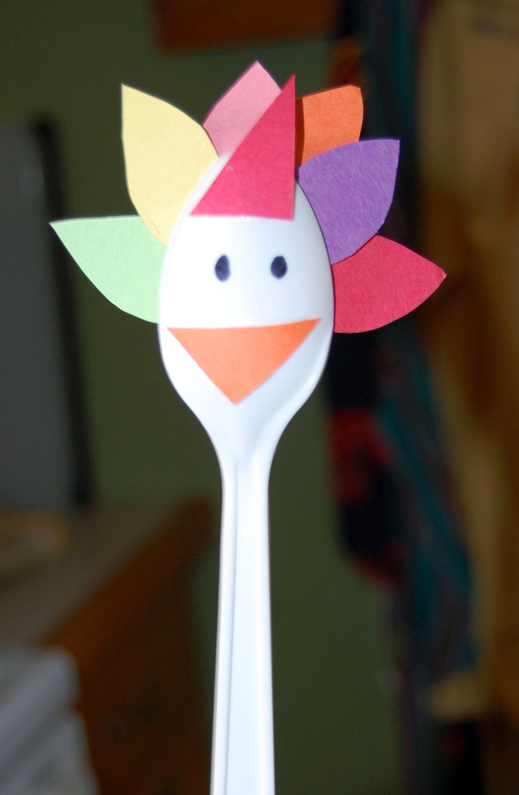 Hooked on Pinterest: Pinterest Kid Craft: Turkey Spoons