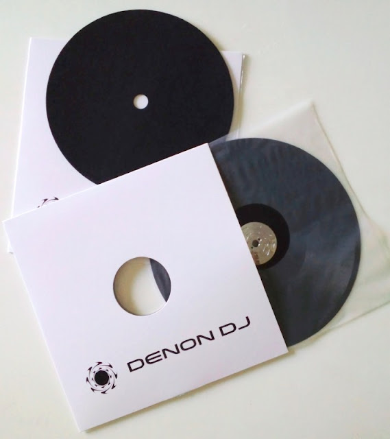 DenonのCDJ、dn-s3700の付属品です。