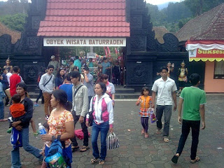 Pintu Masuk Obyek Wisata baturaden