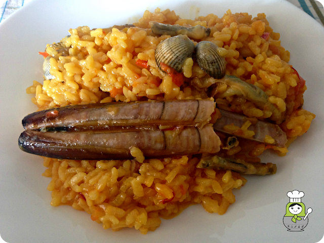 Arroz con navajas y berberechos