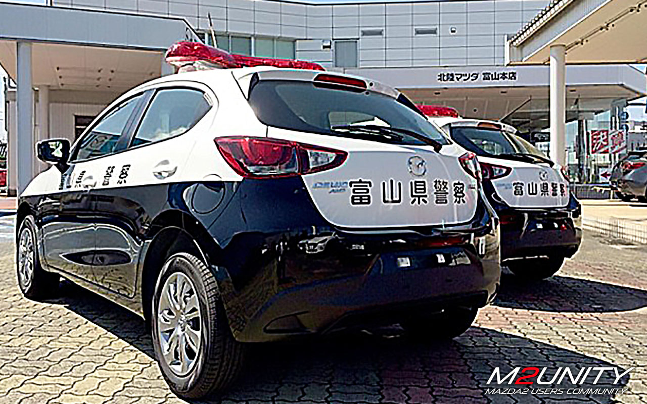Mazda2 SkyActive Kepolisian Toyama Jepang M2UNITY