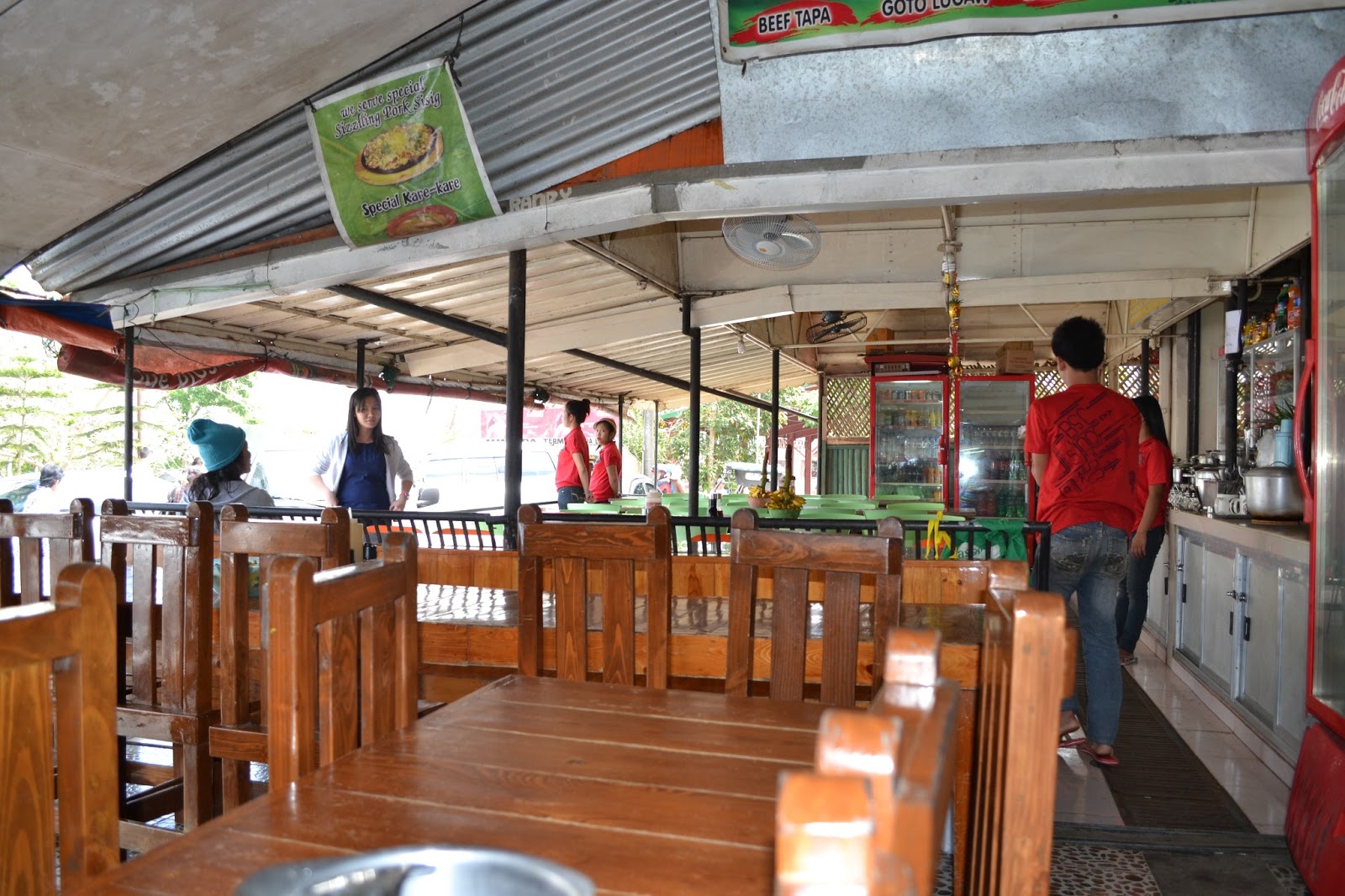 One Place at a Time Mahogany market Tagaytay