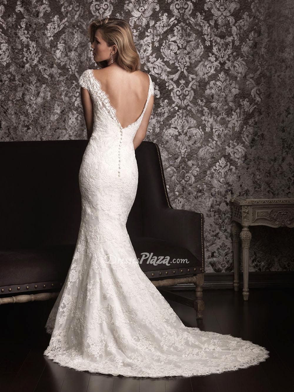 Lace Off the Shoulder Cap Sleeve Scoop Neck Slim Fitted Wedding Dress-2