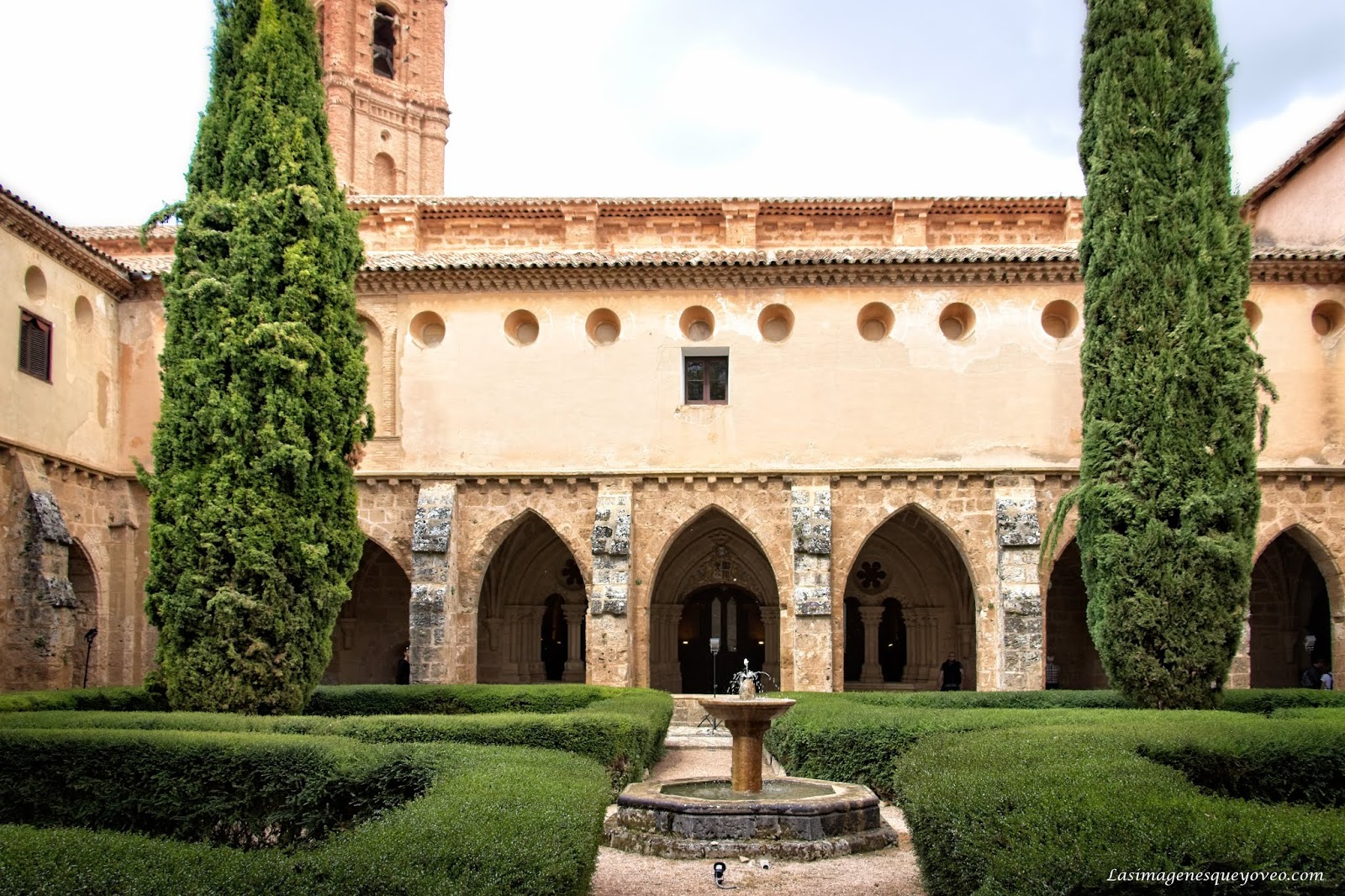 Las imágenes que yo veo Monasterio de Piedra (y 2). Un Monasterio cisterciense que ahora cumple Las imágenes que yo veo Monasterio de Piedra (y 2). Un Monasterio cisterciense que ahora cumple