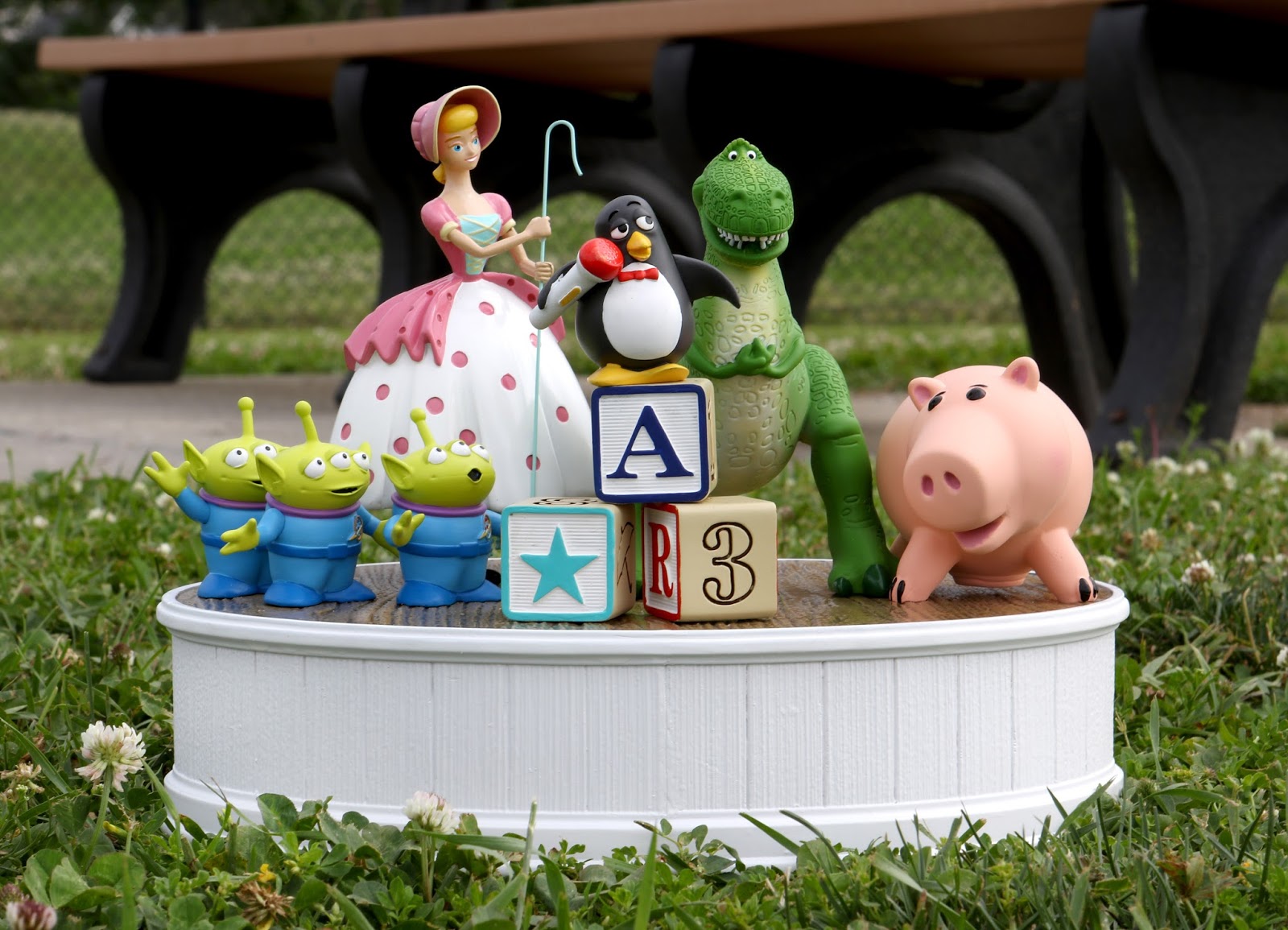 toy story characters figurine sculpture disney park art 