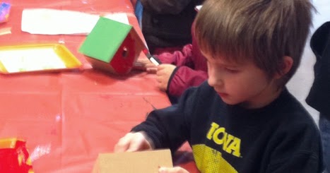 Mommy's Wish List: Home Depot: Kids, make a Valentine's Day Card Holder