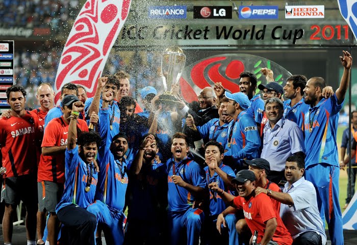 world cup final 2011 winning moments. world cup 2011 winners team.