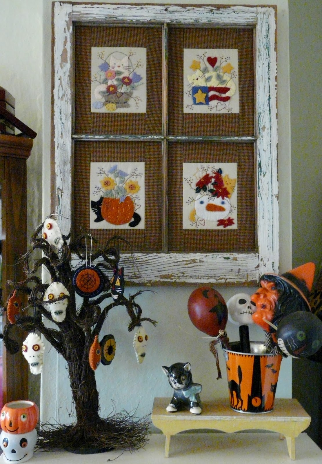 Hudson's Holidays - Designer Shirley Hudson: Welcome to my Spooky home!