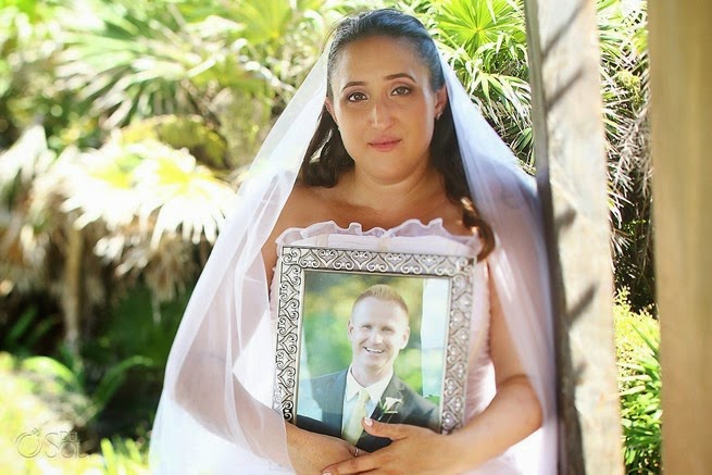 25 Photos Of People Who Will Inspire You - Fifty-two days before a wedding, most brides are finalizing or working out plans. 52 days before Janine's wedding, she faced an unbelievable tragedy: her fiance, John, passed away.