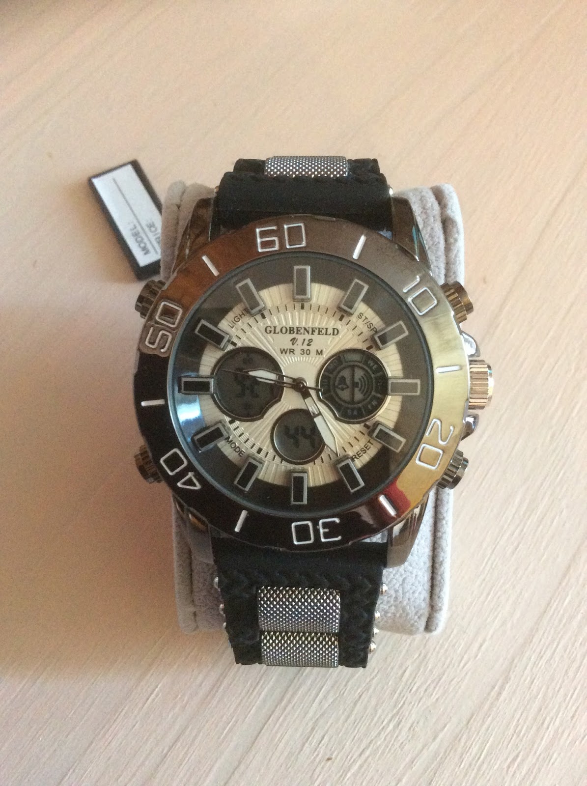globenfeld v12 price