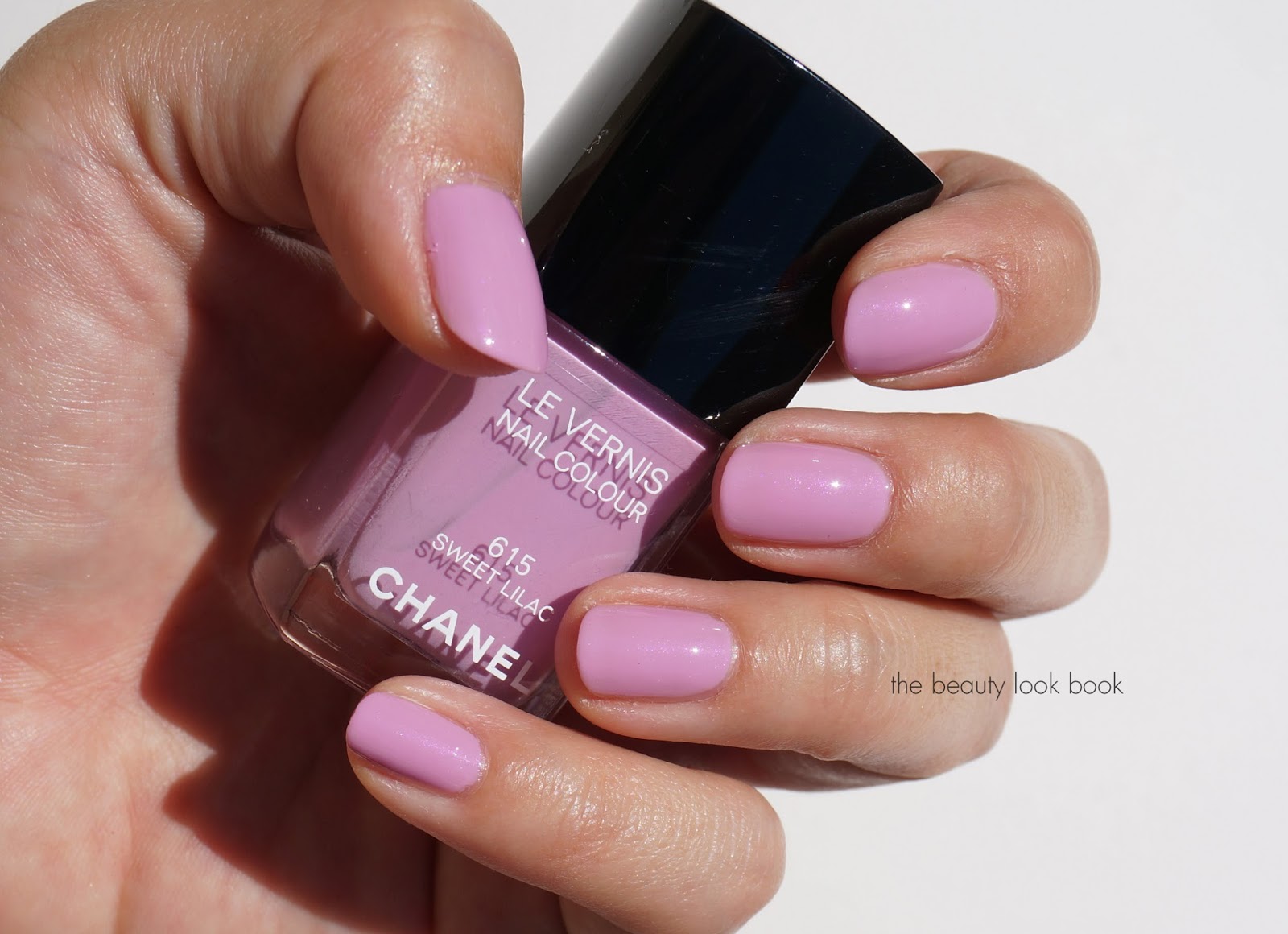 Chanel Sweet Lilac 615 Le Vernis - The Beauty Look Book