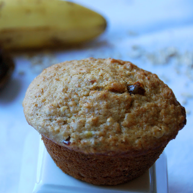 dorian allyn in the kitchen Oatmeal Banana Date Muffins