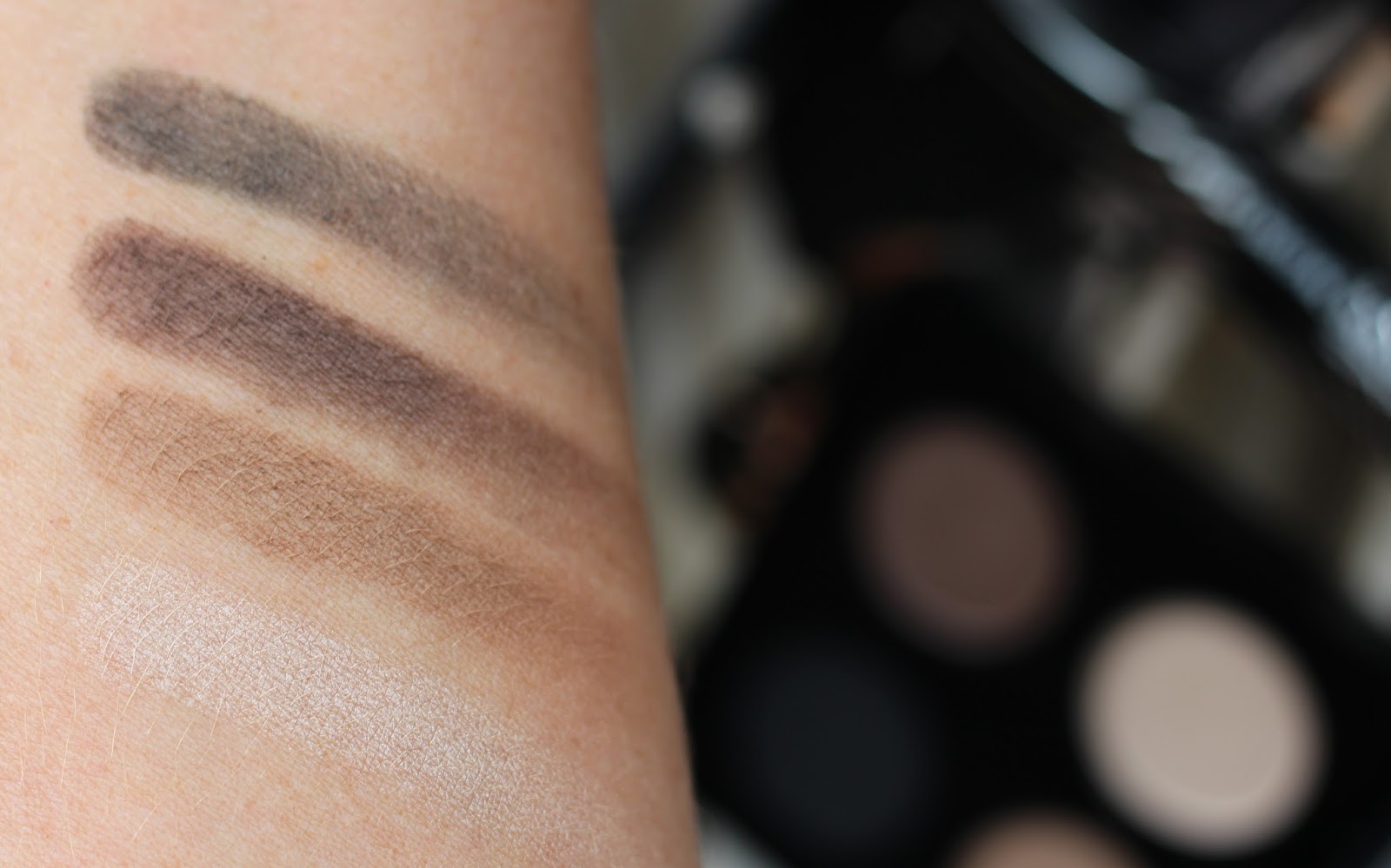 Chanel Clair-Obscur (308) Eyeshadow Quad Review & Swatches
