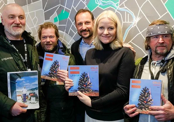 Crown Prince Haakon and Crown Princess Mette-Marit had a breakfast with sellers of =Oslo street magazine