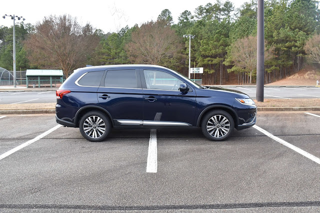 Be Financially Responsible this Year by Purchasing 2019 Mitsubishi Outlander   via  www.productreviewmom.com