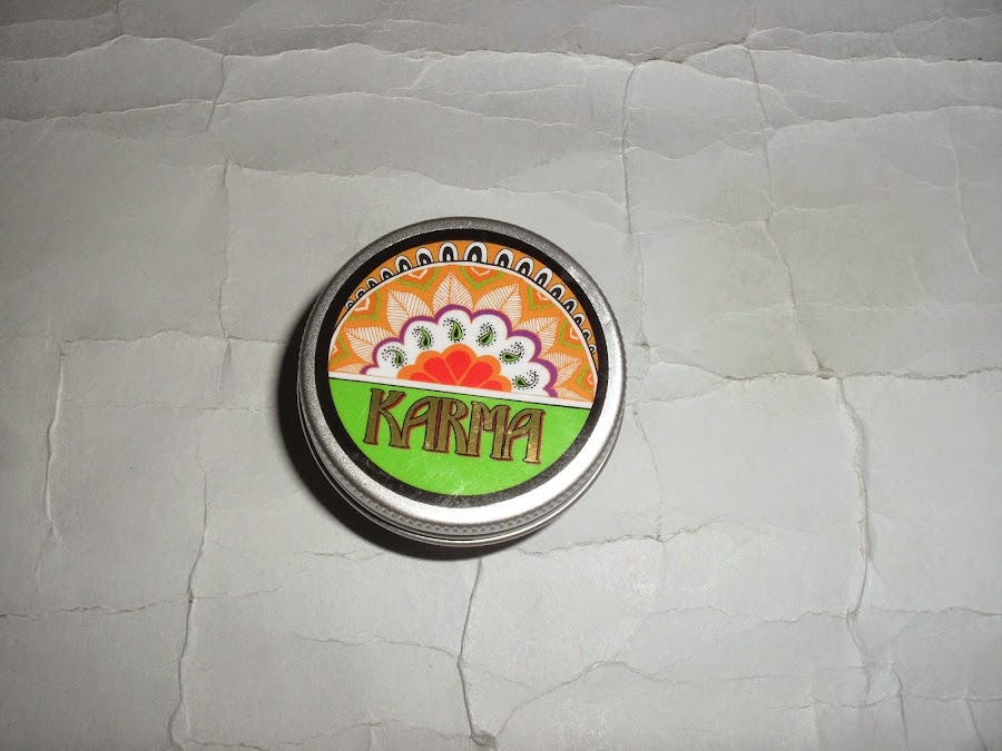 Imagen Perfume sólido Karma de Lush